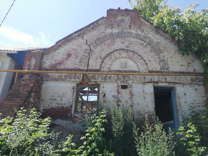 Нежилое здание ОКН "Склад земский" (63,7кв.м) помещение